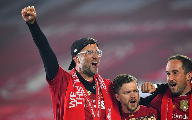 斯洛特：失去伊萨克是沉重打击，和狼队一起怀念若塔（斯洛特称伊萨克缺席是巨大打击，将与狼队共同追忆若塔）