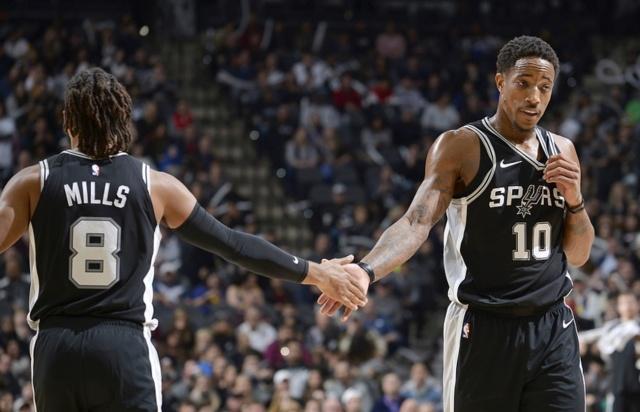 CCTV5播孙颖莎VS蒯曼，陈熠VS王曼昱，谁能进决赛？奖金有多少（CCTV5直播孙颖莎战蒯曼、陈熠对决王曼昱：谁能挺进决赛？奖金几何）