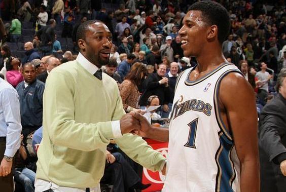 天空体育：贝洛蒂已返回卡利亚里继续治疗，预计明年春天复出（天空体育：贝洛蒂回归卡利亚里继续康复，预计明年春季复出）