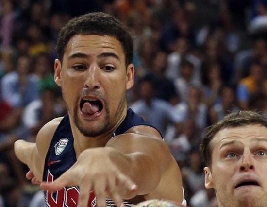 记者：泰山不会放弃成绩搞年轻化，韩鹏明年是否执教还没定（记者：泰山队不会为年轻化牺牲成绩，韩鹏明年是否执教尚未确定）